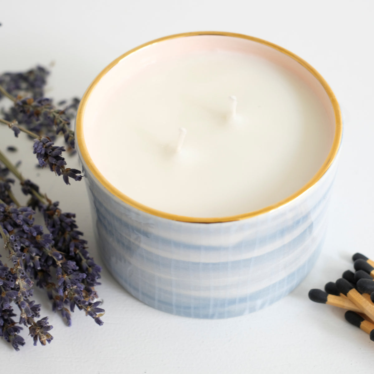 TEAKWOOD + LAVENDER – White Squirrels Candle Company