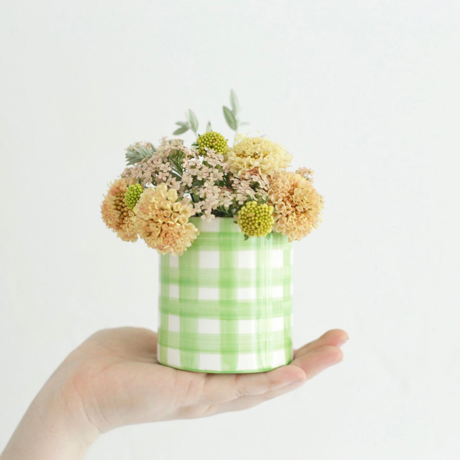 Jilly Vase in Gingham Plaid